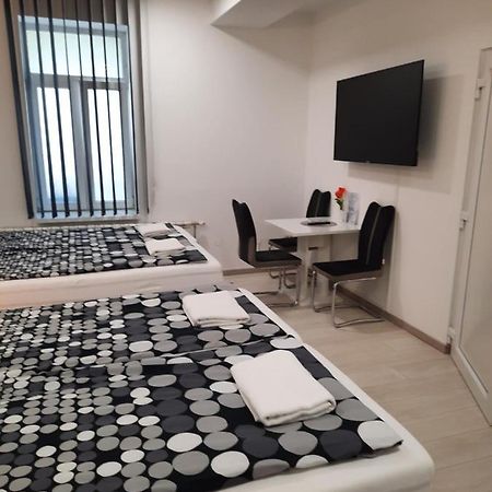 Apartments Petrova170 Zagreb Exterior foto